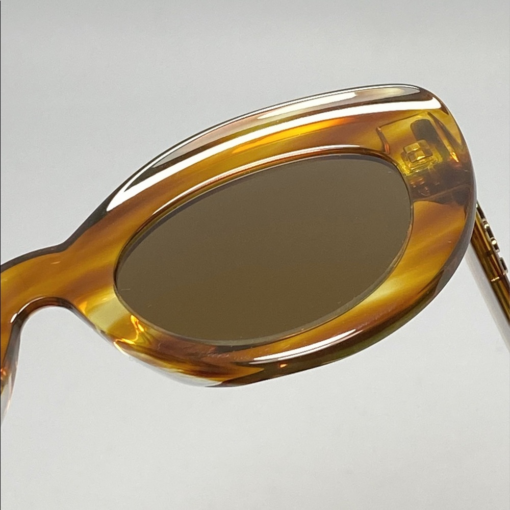 Loewe Amber Tortoiseshell Round Sunglasses with Gold Anagram Detail - Picture 11 of 12